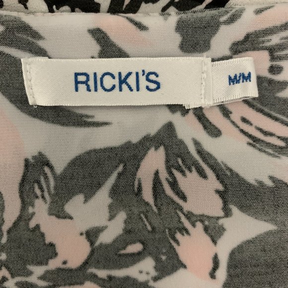 Ricki's Tank Top Size Medium - Picture 5 of 6